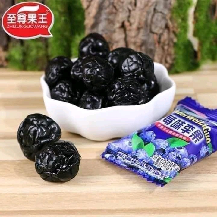 Hình ảnh 2 gói ô mai cherry Việt quất