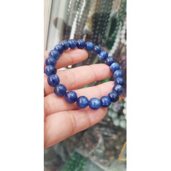 Vòng tay nữ đá kyanite tự nhiên hay đá Sapphire nước xanh dương Đậm bóng đẹp 8,5mm hợp các Chị Đẹp mệnh Thủy mệnh Mộc đeo có 1,250k ạ