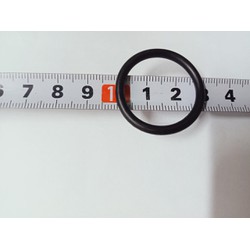 Ron đen đường kính 3cm như hình