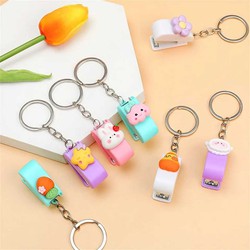 Dập Ghim Mini Có Gắn Charm Hoạt Hình Cute Kèm Móc Khóa Tiện Dụng