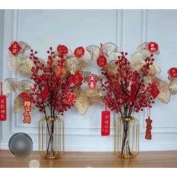 5 cành đào đông đỏ kèm 5 dẻ quạt