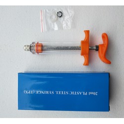 01 cái Bơm tiêm Meka 20 ml