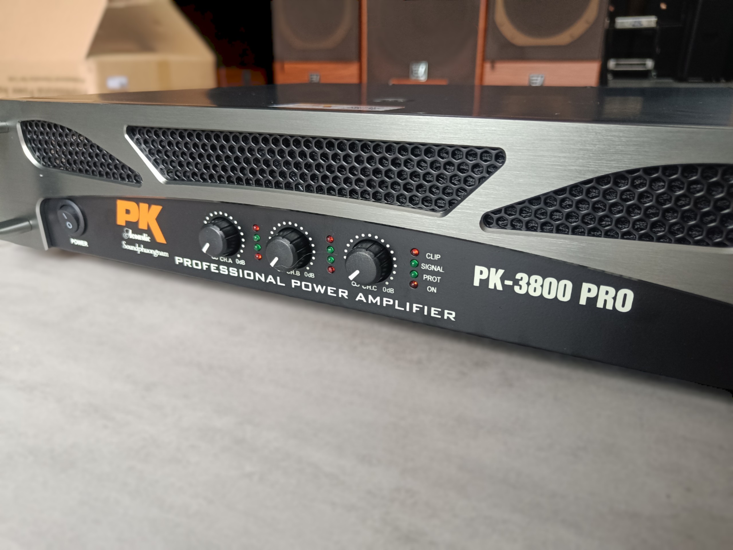 Hình ảnh Cục Đẩy 3 Kênh PK AUDIO - Model 3800 Pro