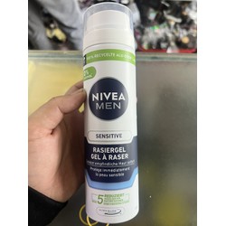 Bọt Cạo Râu Dành Cho Da Nhạy Cảm Nivea Men Sensitive 200ml