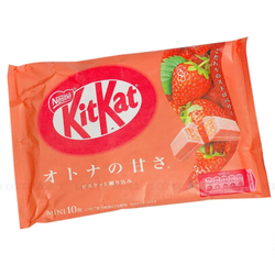 Bánh Nestlé KitKat Nội Địa Nhật Vị Dâu Tây (Gói 10 thanh)
