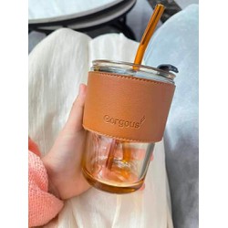 Cốc thủy tinh hổ phách bọc da 420ml kèm ống hút trong suốt
