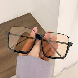 Kính râm thời trang nam nữ mặt nâu phong cách mới M02