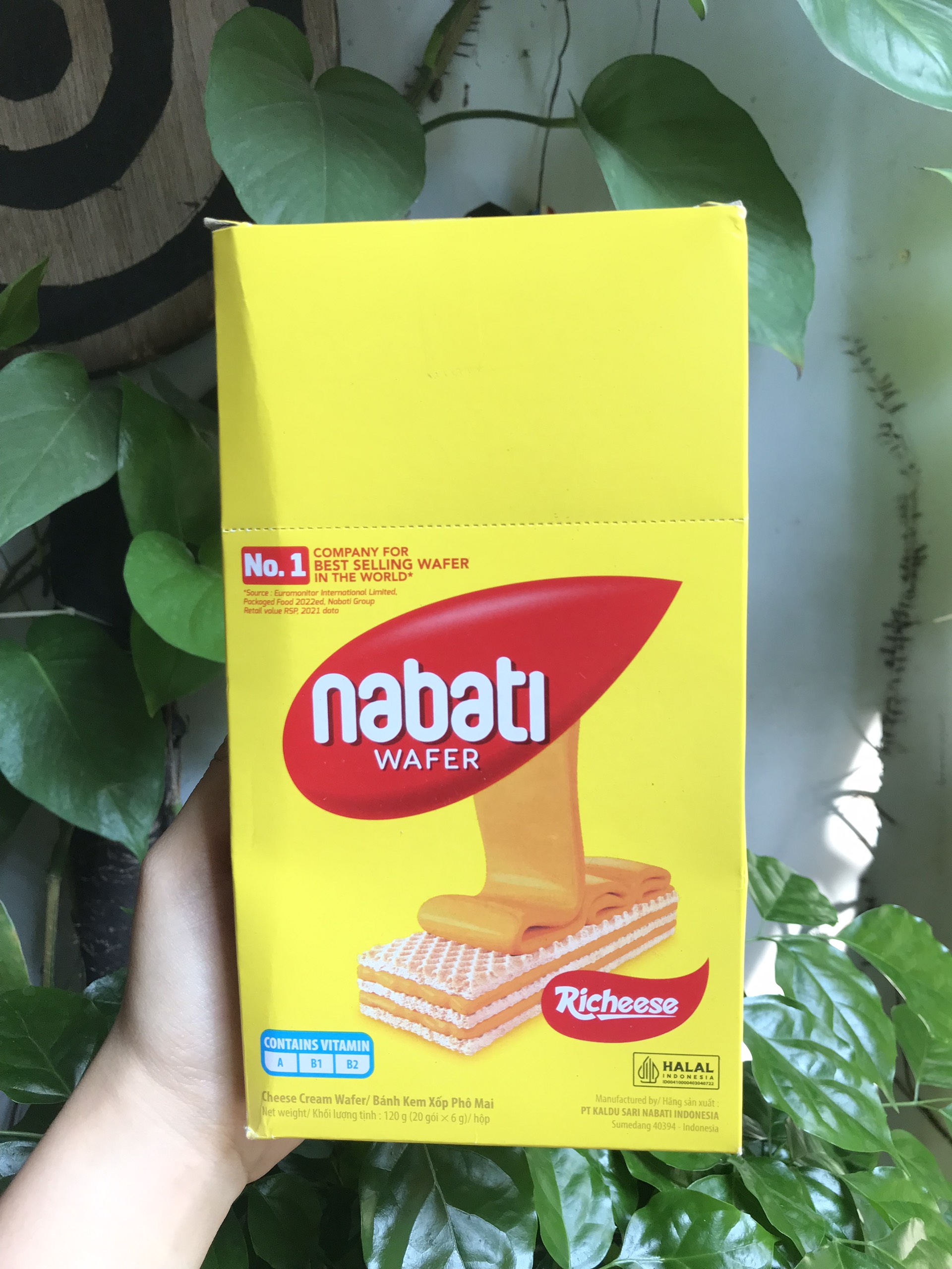 Hình ảnh Bánh Kem Xốp Phô Mai Richeese Nabati Cheese Cream Wafer (Hộp 20 thanh x 6g)