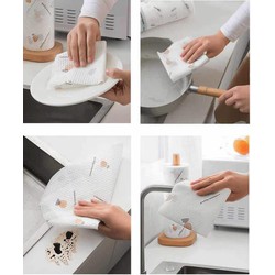 Cuộn 50 tờ giấy lau bếp hoa văn
