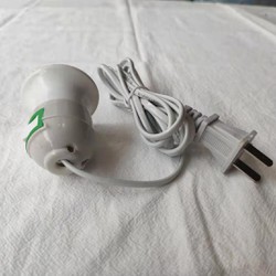 Đuôi Chuôi Đèn Có Công Tắc Liền Dây Kèm Phích Cắm Dài 2m