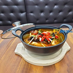 Nồi Gang Lòng Sâu 2 Quai 20cm (Khoảng 1.5 lít) Chống Dính Vạn Lợi
