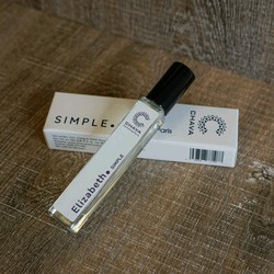 Nước hoa nữ mini Simple Elizabeth 10ml.