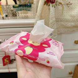 KHĂN ƯỚT GẤU DÂU LOTSK Gói Khăn giấy ướt Gấu Dâu LOTSO 1 Gói 80 Tờ siêu mềm mịn kháng khuẩn dùng được cho bé - KHÔNG THÙNG- Bịch 80 Tờ Khăn Giấy Ướt Lau Mặt, Tẩy Trang Hình Gấu Dâu