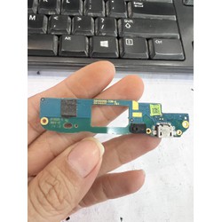 Cụm chân sạc dành cho điện thoại HTC D816. Tháo máy ra