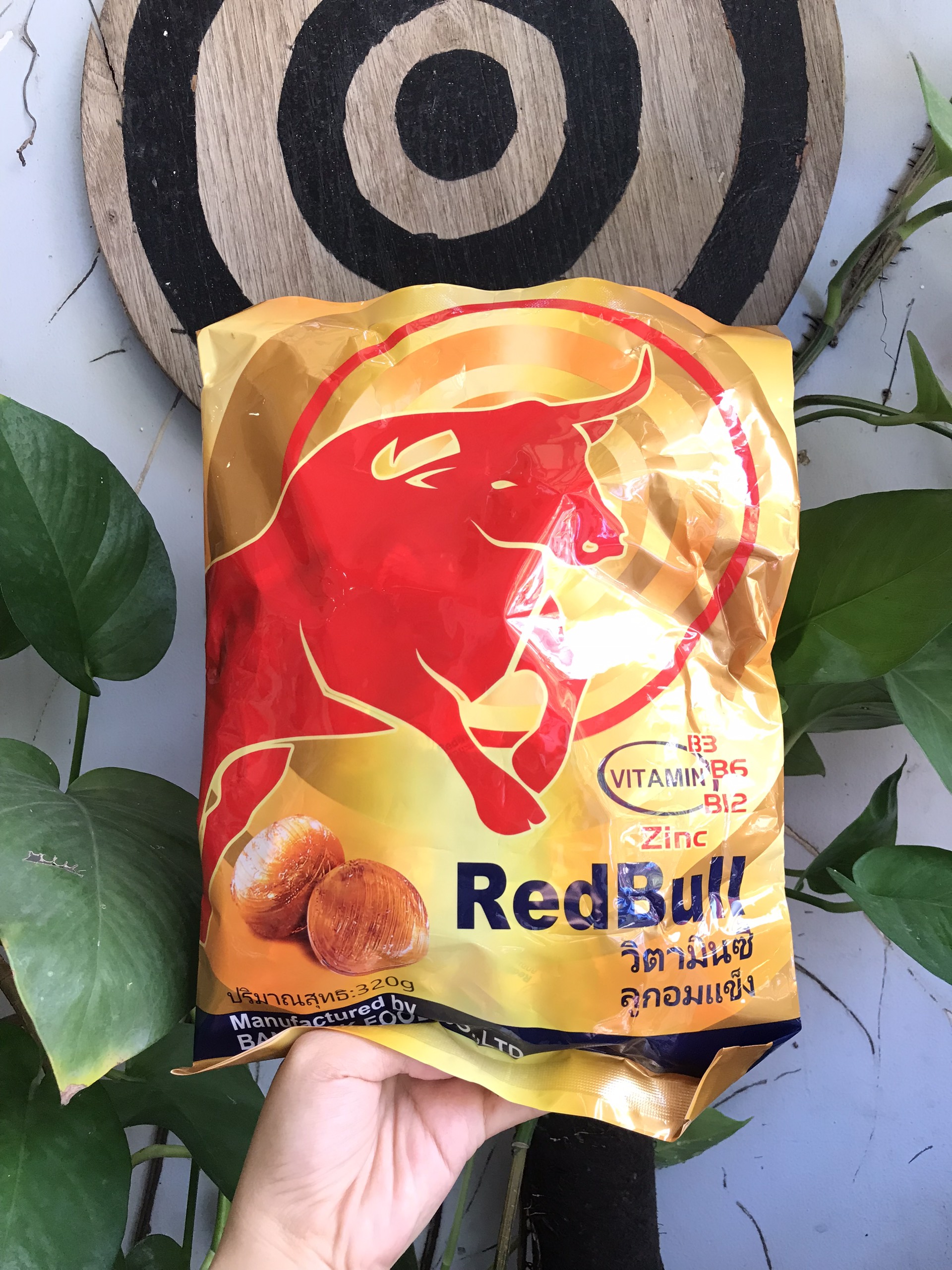 Hình ảnh Kẹo Ngậm Tăng Lực Bò Húc Thái Lan Redbull (Gói 320g)