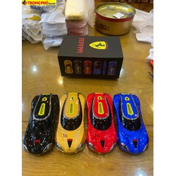 Điện thoại bàn phím hình xe Fererri F911