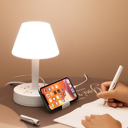 Đèn ngủ đa năng có ổ cắm điện, cổng USB sạc nhanh